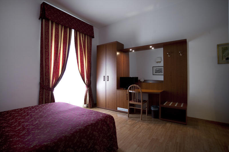 Domus Appia 154 B&B Рим Номер фото